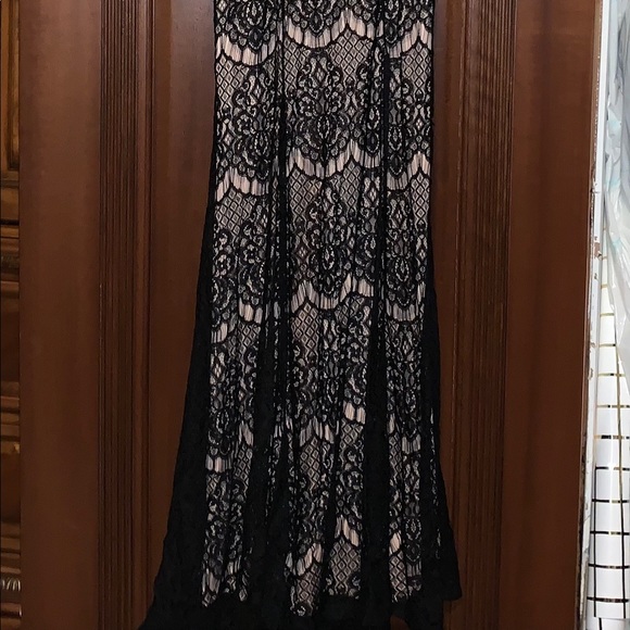 Long Black Lace Dress - Picture 3 of 6